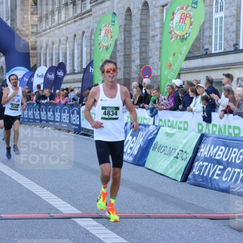 01.09.2024 - BARMER Alsterlauf Strokosch-Dieckow http://msf.ph/oto/6889160 01.09.2024 09:42:48 Ziel 3481, 4168, 4458, 4675, 4834, 5274, 8217 meine-sportfotos.de