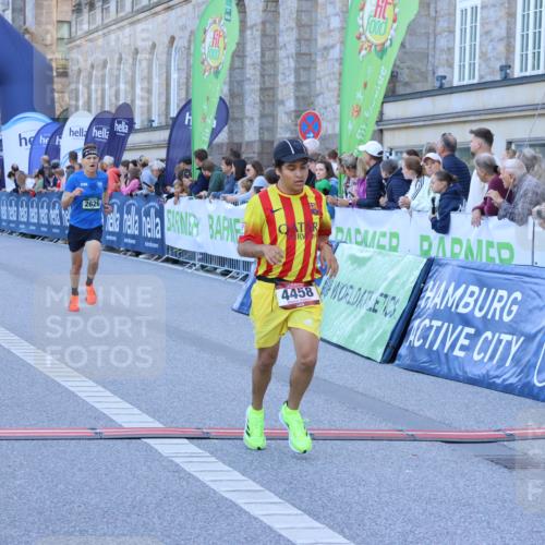 01.09.2024 - BARMER Alsterlauf Strokosch-Dieckow http://msf.ph/oto/6889181 01.09.2024 09:42:57 Ziel 2492, 2626, 2951, 3481, 4450, 4458 meine-sportfotos.de