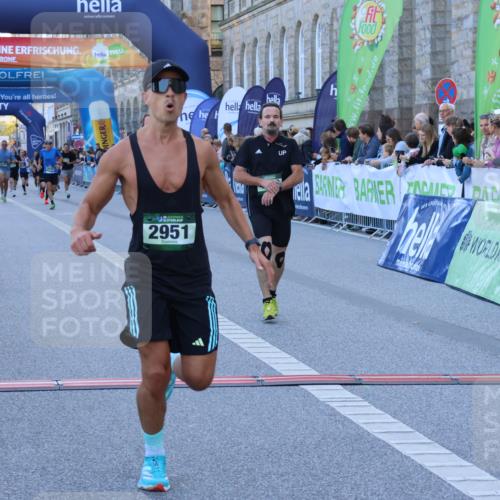 01.09.2024 - BARMER Alsterlauf Strokosch-Dieckow http://msf.ph/oto/6889193 01.09.2024 09:43:01 Ziel 2492, 2626, 2951, 3114, 3305, 3481, 4049, 4450, 8132, 8194 meine-sportfotos.de