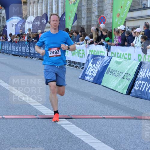01.09.2024 - BARMER Alsterlauf Strokosch-Dieckow http://msf.ph/oto/6889195 01.09.2024 09:43:04 Ziel 2492, 3114, 3305, 4049, 4450, 4538, 5287, 8132, 8194, 8236 meine-sportfotos.de