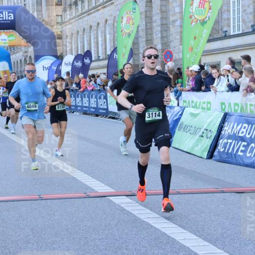 01.09.2024 - BARMER Alsterlauf Strokosch-Dieckow http://msf.ph/oto/6889207 01.09.2024 09:43:10 Ziel 3114, 3305, 4049, 4167, 4290, 4538, 5252, 5287, 8132, 8194, 8236, 8387 meine-sportfotos.de