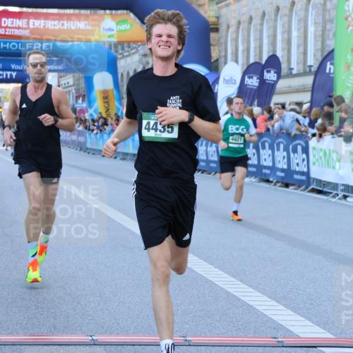 01.09.2024 - BARMER Alsterlauf Strokosch-Dieckow http://msf.ph/oto/6889248 01.09.2024 09:43:34 Ziel 3770, 3811, 4435, 4621, 4844 meine-sportfotos.de