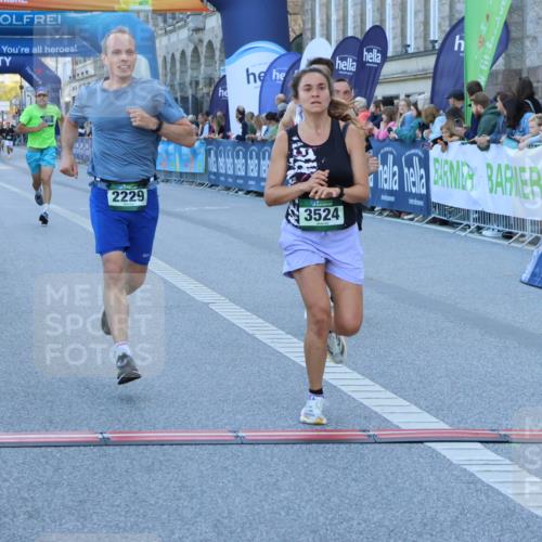01.09.2024 - BARMER Alsterlauf Strokosch-Dieckow http://msf.ph/oto/6889270 01.09.2024 09:43:48 Ziel 2229, 2658, 3441, 3524, 3790, 3850, 3949, 3987, 4809, 8058 meine-sportfotos.de