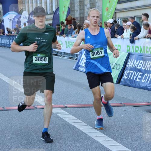 01.09.2024 - BARMER Alsterlauf Strokosch-Dieckow http://msf.ph/oto/6889285 01.09.2024 09:43:59 Ziel 2272, 2457, 2659, 3441, 3850, 3865, 4664, 8061 meine-sportfotos.de