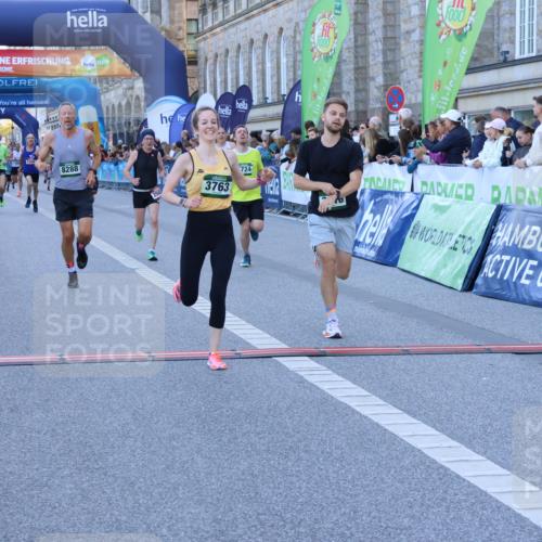 01.09.2024 - BARMER Alsterlauf Strokosch-Dieckow http://msf.ph/oto/6889300 01.09.2024 09:44:12 Ziel 2256, 2268, 2502, 2724, 3016, 3151, 3463, 3763, 4166, 4777, 4840, 5093, 8075, 8155, 8288 meine-sportfotos.de
