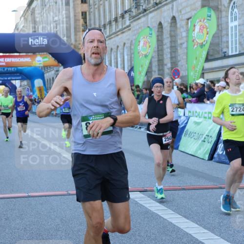 01.09.2024 - BARMER Alsterlauf Strokosch-Dieckow http://msf.ph/oto/6889308 01.09.2024 09:44:15 Ziel 2256, 2268, 2502, 2724, 3016, 3151, 3463, 3763, 3825, 4166, 4174, 4407, 4840, 5093, 8075, 8155, 8266, 8288 meine-sportfotos.de