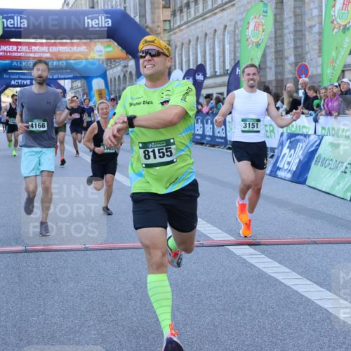 01.09.2024 - BARMER Alsterlauf Strokosch-Dieckow http://msf.ph/oto/6889329 01.09.2024 09:44:21 Ziel 2017, 2268, 2424, 2971, 3151, 3463, 3733, 3825, 4166, 4174, 4310, 4407, 4831, 4859, 5093, 8155, 8266 meine-sportfotos.de