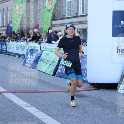 01.09.2024 - BARMER Alsterlauf Strokosch-Dieckow http://msf.ph/oto/6889356 01.09.2024 09:44:48 Ziel 2021, 2407, 3806, 3814, 3899, 4040, 4377, 4747, 4772 meine-sportfotos.de