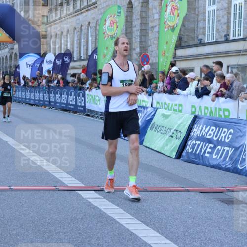 01.09.2024 - BARMER Alsterlauf Strokosch-Dieckow http://msf.ph/oto/6889363 01.09.2024 09:44:50 Ziel 2021, 2407, 3806, 3814, 3899, 4040, 4377, 4747, 4772 meine-sportfotos.de