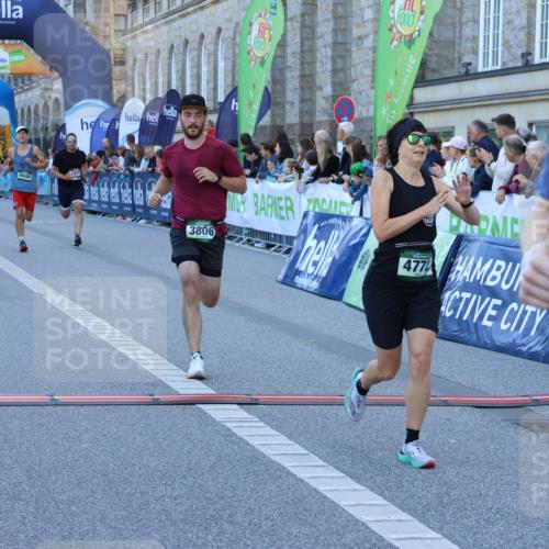 01.09.2024 - BARMER Alsterlauf Strokosch-Dieckow http://msf.ph/oto/6889375 01.09.2024 09:44:54 Ziel 2021, 2104, 2407, 3132, 3806, 3814, 4040, 4377, 4772, 5100 meine-sportfotos.de