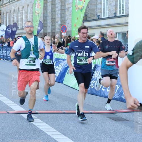 01.09.2024 - BARMER Alsterlauf Strokosch-Dieckow http://msf.ph/oto/6889411 01.09.2024 09:45:08 Ziel 2708, 3215, 3290, 3503, 3545, 3597, 3756, 4143, 4328, 4368, 4644, 5089, 5247, 5279, 8099 meine-sportfotos.de