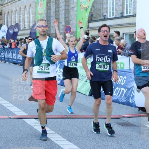 01.09.2024 - BARMER Alsterlauf Strokosch-Dieckow http://msf.ph/oto/6889412 01.09.2024 09:45:09 Ziel 2708, 3215, 3290, 3503, 3545, 3597, 3756, 4143, 4328, 4368, 4644, 5089, 5247, 5279, 8099 meine-sportfotos.de