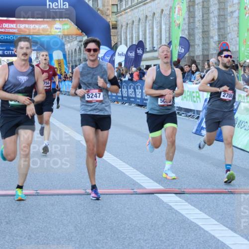 01.09.2024 - BARMER Alsterlauf Strokosch-Dieckow http://msf.ph/oto/6889418 01.09.2024 09:45:10 Ziel 2708, 3215, 3290, 3503, 3545, 3597, 3756, 4143, 4328, 4368, 4644, 5089, 5151, 5247, 5279, 8099 meine-sportfotos.de