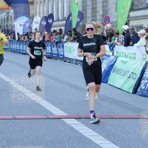 01.09.2024 - BARMER Alsterlauf Strokosch-Dieckow http://msf.ph/oto/6889454 01.09.2024 09:45:29 Ziel 2263, 2517, 2696, 3255, 3440, 3797, 3943, 4247, 4688, 4828 meine-sportfotos.de