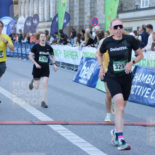 01.09.2024 - BARMER Alsterlauf Strokosch-Dieckow http://msf.ph/oto/6889458 01.09.2024 09:45:30 Ziel 2517, 2696, 3255, 3440, 3797, 3943, 4247, 4688, 4828 meine-sportfotos.de
