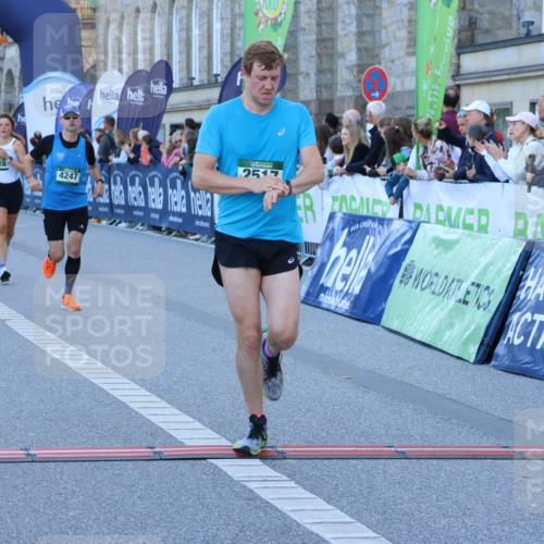 01.09.2024 - BARMER Alsterlauf Strokosch-Dieckow http://msf.ph/oto/6889467 01.09.2024 09:45:35 Ziel 2517, 3440, 3943, 4247, 4426, 4781, 4828, 8171 meine-sportfotos.de