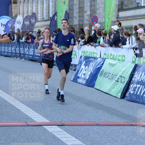 01.09.2024 - BARMER Alsterlauf Strokosch-Dieckow http://msf.ph/oto/6889506 01.09.2024 09:45:54 Ziel 2604, 2824, 4180, 4408, 8165, 8186 meine-sportfotos.de