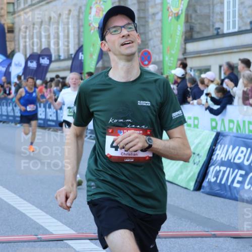 01.09.2024 - BARMER Alsterlauf Strokosch-Dieckow http://msf.ph/oto/6889522 01.09.2024 09:46:06 Ziel 2043, 2495, 2528, 2861, 3941, 4180, 4326, 4408, 4796, 4839, 5005, 5024 meine-sportfotos.de