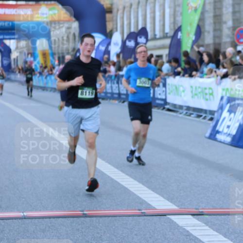 01.09.2024 - BARMER Alsterlauf Strokosch-Dieckow http://msf.ph/oto/6889701 01.09.2024 09:47:36 Ziel 2080, 3003, 4159, 4491, 8119 meine-sportfotos.de