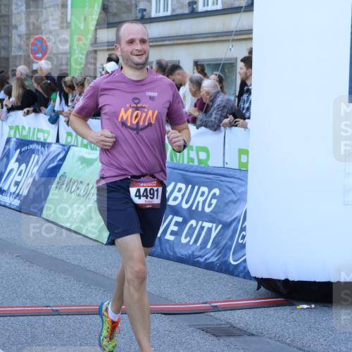 01.09.2024 - BARMER Alsterlauf Strokosch-Dieckow http://msf.ph/oto/6889711 01.09.2024 09:47:40 Ziel 2080, 2720, 3003, 4159, 4491 meine-sportfotos.de
