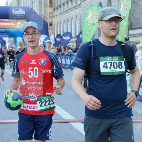 01.09.2024 - BARMER Alsterlauf Strokosch-Dieckow http://msf.ph/oto/6889725 01.09.2024 09:59:34 Ziel 2079, 2223, 2323, 2771, 3010, 3185, 3718, 3737, 3758, 4005, 4495, 4575, 4605, 4708, 4727, 4867, 4980, 5016, 5266, 8141, 8345 meine-sportfotos.de