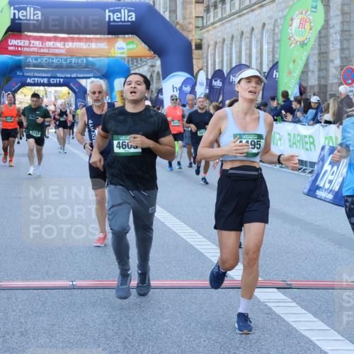 01.09.2024 - BARMER Alsterlauf Strokosch-Dieckow http://msf.ph/oto/6889727 01.09.2024 09:59:36 Ziel 2079, 2223, 2304, 2323, 2771, 3010, 3185, 3718, 3737, 4005, 4045, 4482, 4495, 4575, 4605, 4727, 4867, 4980, 5016, 5146, 5148, 5266, 8141, 8345 meine-sportfotos.de