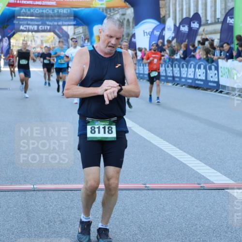 01.09.2024 - BARMER Alsterlauf Strokosch-Dieckow http://msf.ph/oto/6889767 01.09.2024 09:48:04 Ziel 2600, 2822, 2843, 3289, 4198, 4324, 4412, 4419, 4556, 4614, 4822, 5043, 5136, 8118, 8383 meine-sportfotos.de