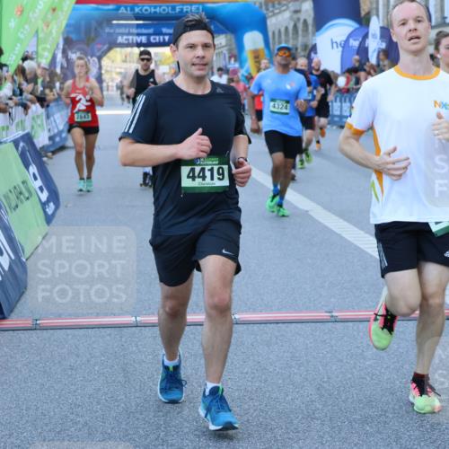 01.09.2024 - BARMER Alsterlauf Strokosch-Dieckow http://msf.ph/oto/6889781 01.09.2024 09:48:11 Ziel 2314, 2600, 2822, 2843, 3082, 3289, 4103, 4273, 4324, 4412, 4419, 4555, 4556, 4614, 4822, 5136, 8105, 8278, 8383 meine-sportfotos.de