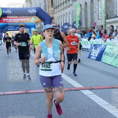 01.09.2024 - BARMER Alsterlauf Strokosch-Dieckow http://msf.ph/oto/6890127 01.09.2024 10:05:14 Ziel 2096, 2385, 2478, 2494, 2733, 2748, 2845, 3172, 3237, 3492, 3740, 3785, 3786, 3985, 4030, 4042, 4094, 4219, 4313, 4421, 4530, 4616, 4660, 4940, 4965, 5154, 8225 meine-sportfotos.de