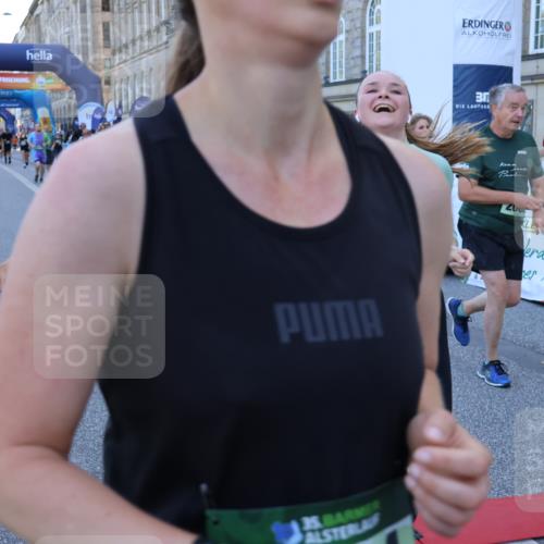 01.09.2024 - BARMER Alsterlauf Strokosch-Dieckow http://msf.ph/oto/6890581 01.09.2024 10:08:38 Ziel 2063, 2301, 2694, 2781, 2817, 3009, 3068, 3224, 3233, 3236, 3270, 4464, 4472, 4732, 5172 meine-sportfotos.de