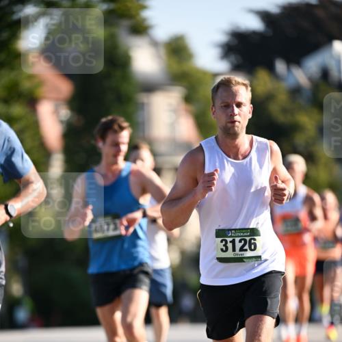 01.09.2024 - BARMER Alsterlauf Dr. Thomas Lammeyer http://msf.ph/oto/6891684 01.09.2024 09:22:29 Laufen 35, 3126 meine-sportfotos.de
