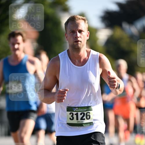 01.09.2024 - BARMER Alsterlauf Dr. Thomas Lammeyer http://msf.ph/oto/6891692 01.09.2024 09:22:30 Laufen 11475, 35, 3126 meine-sportfotos.de