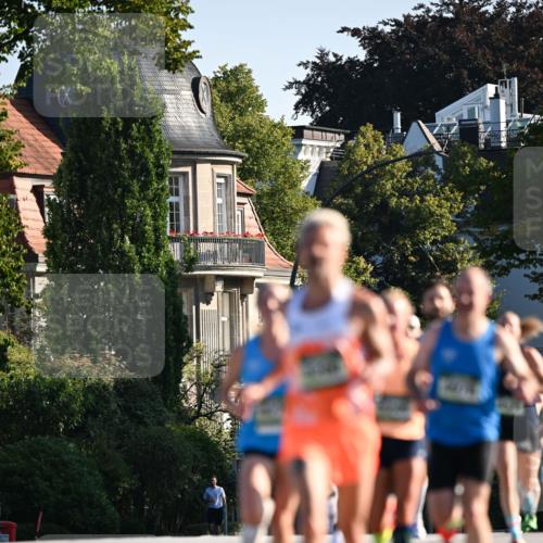 01.09.2024 - BARMER Alsterlauf Dr. Thomas Lammeyer http://msf.ph/oto/6891693 01.09.2024 09:22:31 Laufen  meine-sportfotos.de