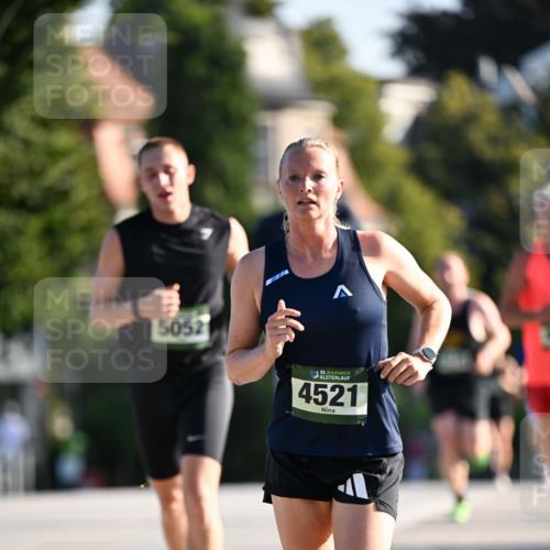 01.09.2024 - BARMER Alsterlauf Dr. Thomas Lammeyer http://msf.ph/oto/6891731 01.09.2024 09:22:36 Laufen 5052, 35, 4521 meine-sportfotos.de