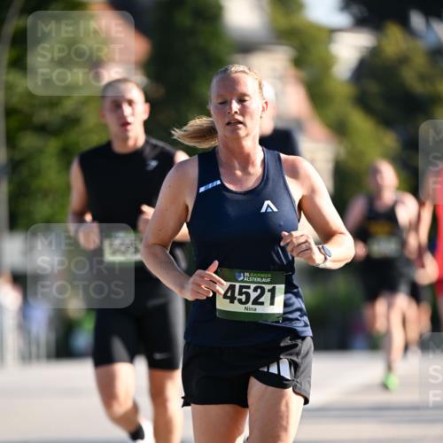 01.09.2024 - BARMER Alsterlauf Dr. Thomas Lammeyer http://msf.ph/oto/6891733 01.09.2024 09:22:36 Laufen 35, 4521 meine-sportfotos.de