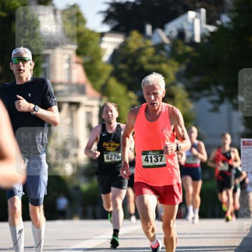 01.09.2024 - BARMER Alsterlauf Dr. Thomas Lammeyer http://msf.ph/oto/6891735 01.09.2024 09:22:37 Laufen 8276, 4137 meine-sportfotos.de