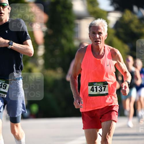 01.09.2024 - BARMER Alsterlauf Dr. Thomas Lammeyer http://msf.ph/oto/6891748 01.09.2024 09:22:38 Laufen 49, 35, 4137, 949 meine-sportfotos.de
