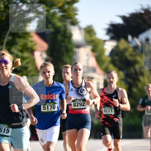 01.09.2024 - BARMER Alsterlauf Dr. Thomas Lammeyer http://msf.ph/oto/6891766 01.09.2024 09:22:42 Laufen 615, 5170, 8292, 4511 meine-sportfotos.de