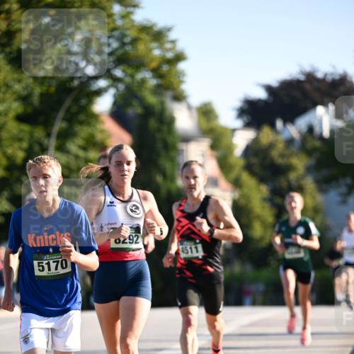 01.09.2024 - BARMER Alsterlauf Dr. Thomas Lammeyer http://msf.ph/oto/6891772 01.09.2024 09:22:43 Laufen 35, 5170, 0292, 4511 meine-sportfotos.de