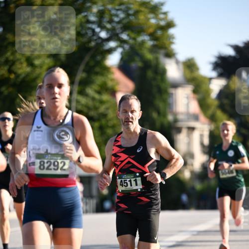 01.09.2024 - BARMER Alsterlauf Dr. Thomas Lammeyer http://msf.ph/oto/6891776 01.09.2024 09:22:44 Laufen 8292, 4511, 50, 48 meine-sportfotos.de