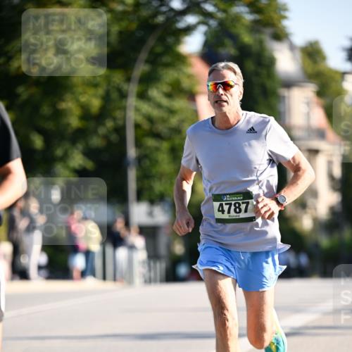 01.09.2024 - BARMER Alsterlauf Dr. Thomas Lammeyer http://msf.ph/oto/6891826 01.09.2024 09:22:54 Laufen 5, 4787 meine-sportfotos.de
