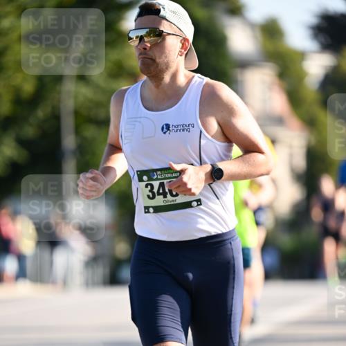 01.09.2024 - BARMER Alsterlauf Dr. Thomas Lammeyer http://msf.ph/oto/6891846 01.09.2024 09:22:58 Laufen 135, 340 meine-sportfotos.de