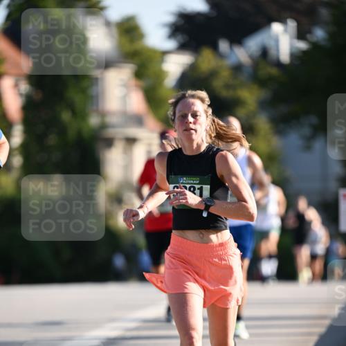 01.09.2024 - BARMER Alsterlauf Dr. Thomas Lammeyer http://msf.ph/oto/6891853 01.09.2024 09:23:00 Laufen 35 meine-sportfotos.de