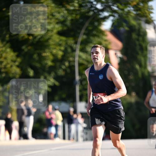 01.09.2024 - BARMER Alsterlauf Dr. Thomas Lammeyer http://msf.ph/oto/6891878 01.09.2024 09:23:05 Laufen  meine-sportfotos.de