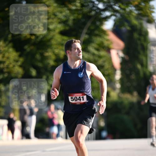 01.09.2024 - BARMER Alsterlauf Dr. Thomas Lammeyer http://msf.ph/oto/6891881 01.09.2024 09:23:05 Laufen 135, 5041 meine-sportfotos.de