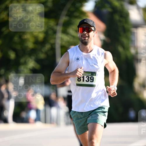 01.09.2024 - BARMER Alsterlauf Dr. Thomas Lammeyer http://msf.ph/oto/6891894 01.09.2024 09:23:07 Laufen 85, 8139 meine-sportfotos.de
