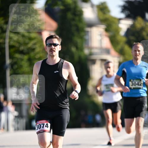 01.09.2024 - BARMER Alsterlauf Dr. Thomas Lammeyer http://msf.ph/oto/6891909 01.09.2024 09:23:10 Laufen 15, 3074, 3042 meine-sportfotos.de