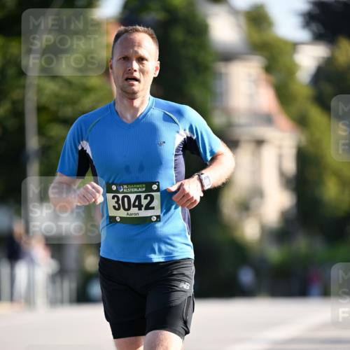 01.09.2024 - BARMER Alsterlauf Dr. Thomas Lammeyer http://msf.ph/oto/6891921 01.09.2024 09:23:12 Laufen 35, 3042 meine-sportfotos.de