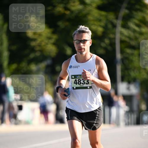 01.09.2024 - BARMER Alsterlauf Dr. Thomas Lammeyer http://msf.ph/oto/6891926 01.09.2024 09:23:13 Laufen 135, 4833 meine-sportfotos.de