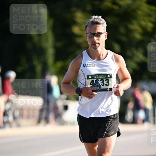 01.09.2024 - BARMER Alsterlauf Dr. Thomas Lammeyer http://msf.ph/oto/6891930 01.09.2024 09:23:14 Laufen 35, 4833 meine-sportfotos.de